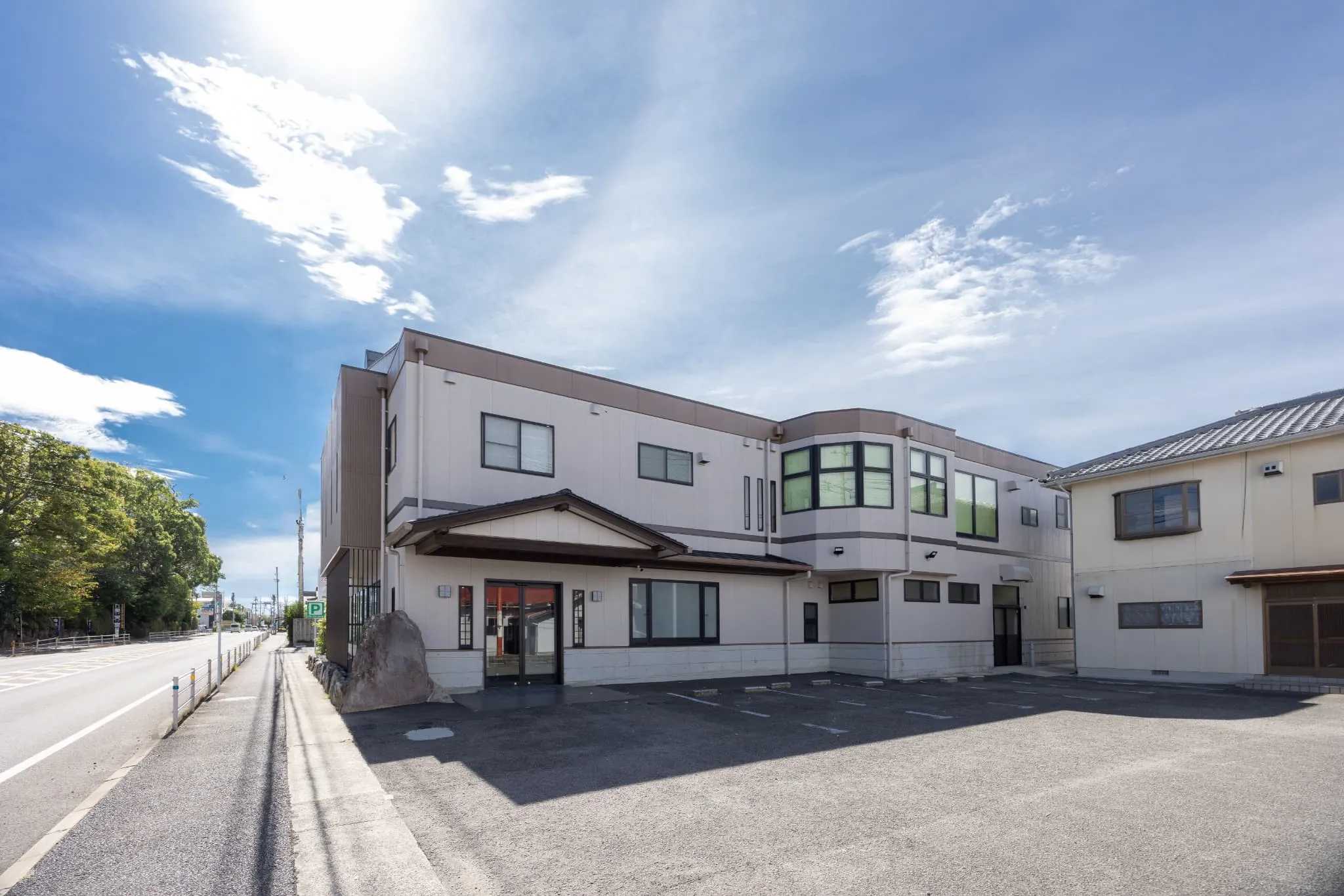 大村市の斎場の外観